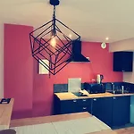 Logis Hotel Restaurant Spa Le Beau Site Chambon-sur-Lac