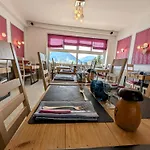 Logis Hotel Restaurant Spa Le Beau Site Chambon-sur-Lac