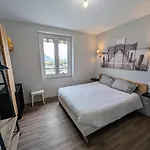 Logis Hotel Restaurant Spa Le Beau Site Szálloda Chambon-sur-Lac