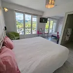 Logis Hotel Restaurant Spa Le Beau Site Hotel 2*