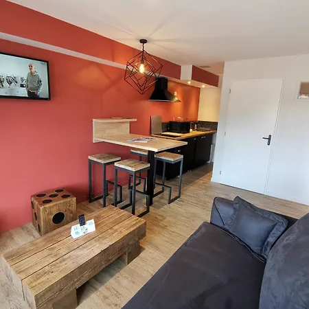 Szálloda Logis Hotel Restaurant Spa Le Beau Site 2*