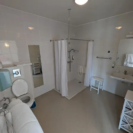 Отель Logis Hotel Restaurant Beau Site