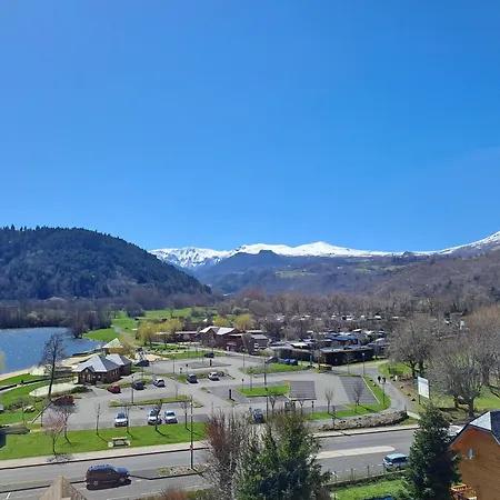 Отель Logis Hotel Restaurant Spa Le Beau Site