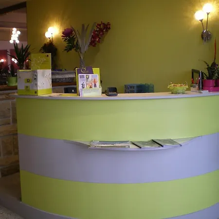 Logis Hotel Restaurant Beau Site