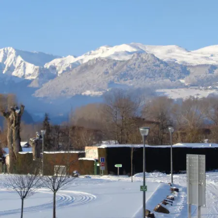 Logis Restaurant Le Beau Site Hotel Chambon-sur-Lac