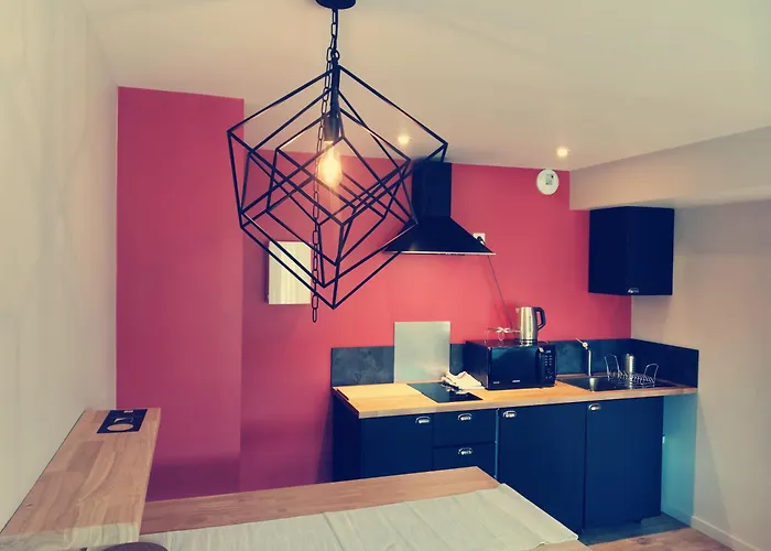 Logis Hotel Restaurant Spa Le Beau Site Шамбон-сюр-Лак