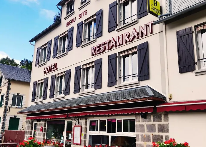 Logis Hotel Restaurant Spa Le Beau Site Шамбон-сюр-Лак