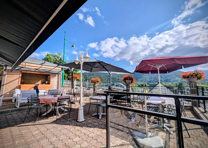 Logis Hotel Restaurant Spa Le Beau Site 2*