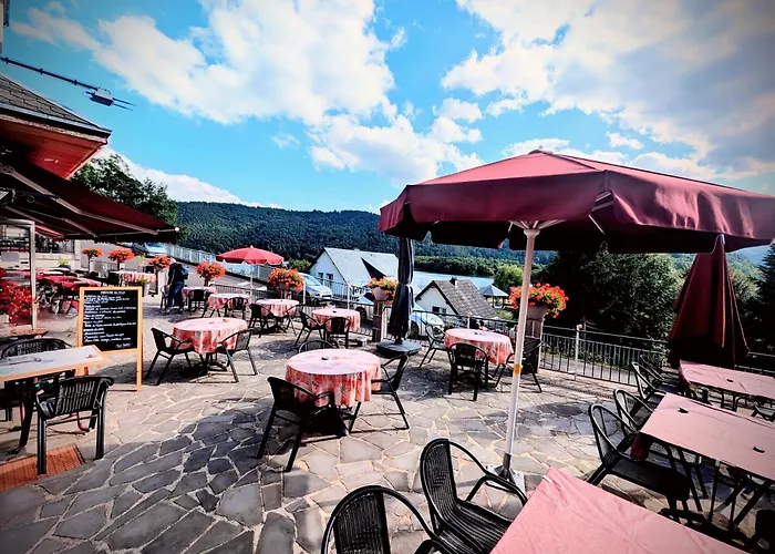 Logis Hotel Restaurant Spa Le Beau Site 2* Шамбон-сюр-Лак